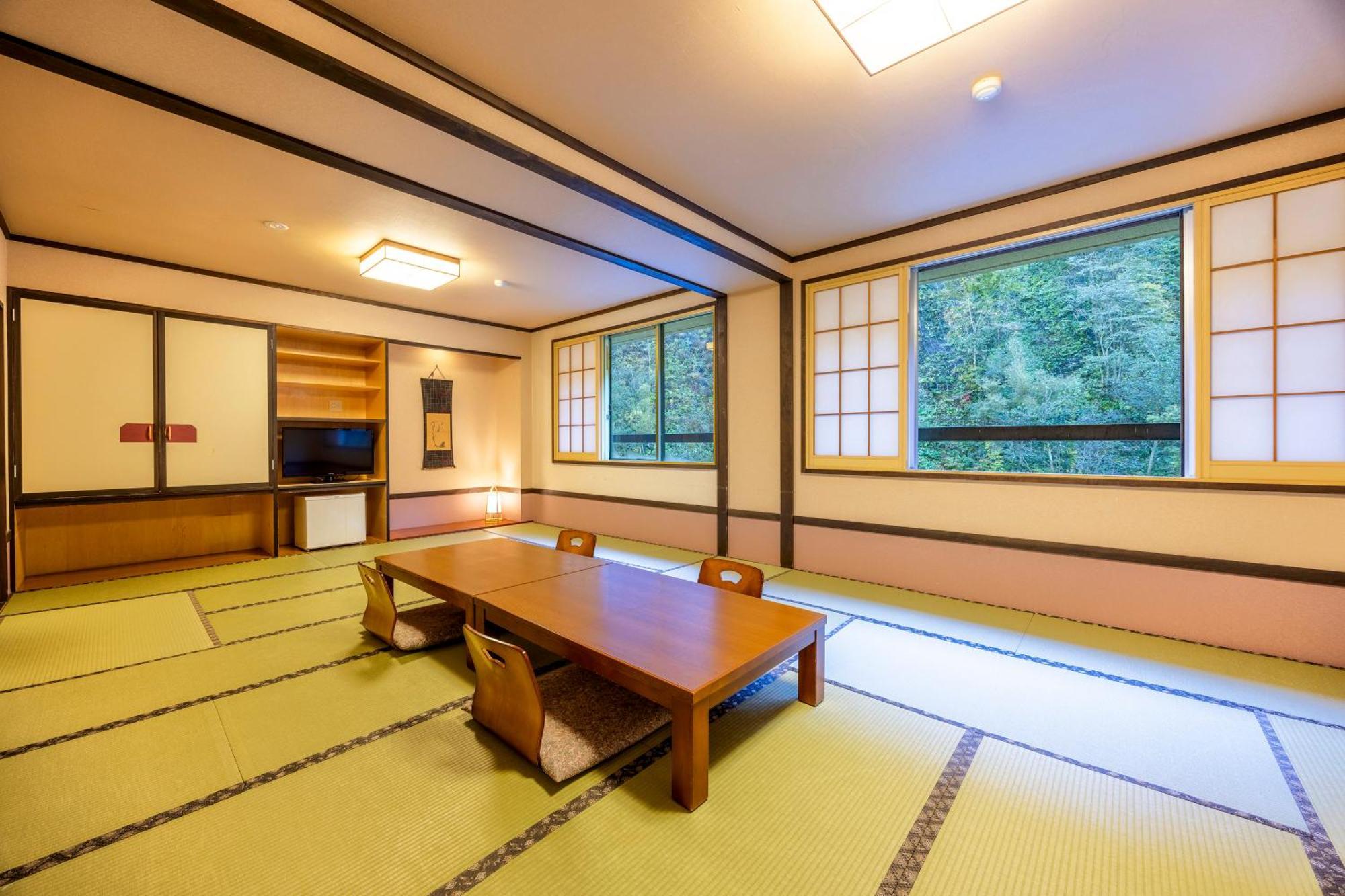 东川町 佐渡日式旅馆酒店 外观 照片